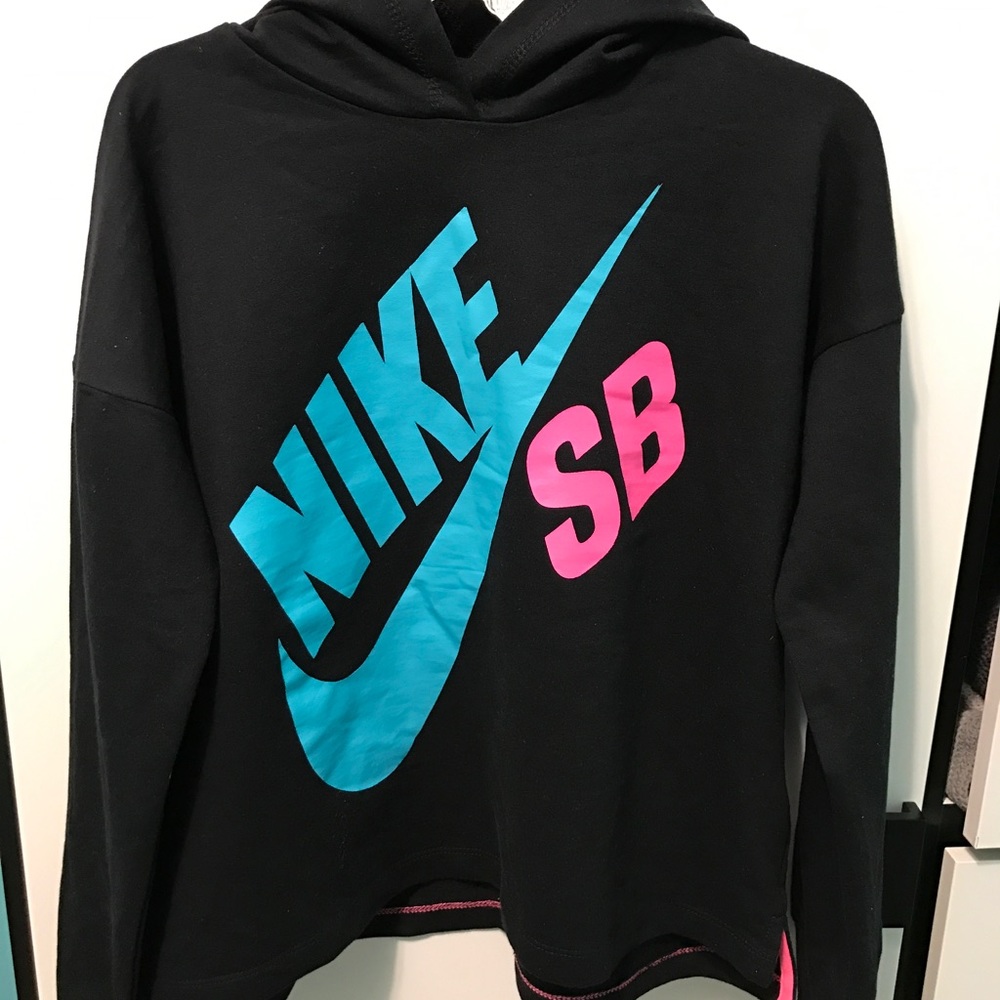 Nike size L